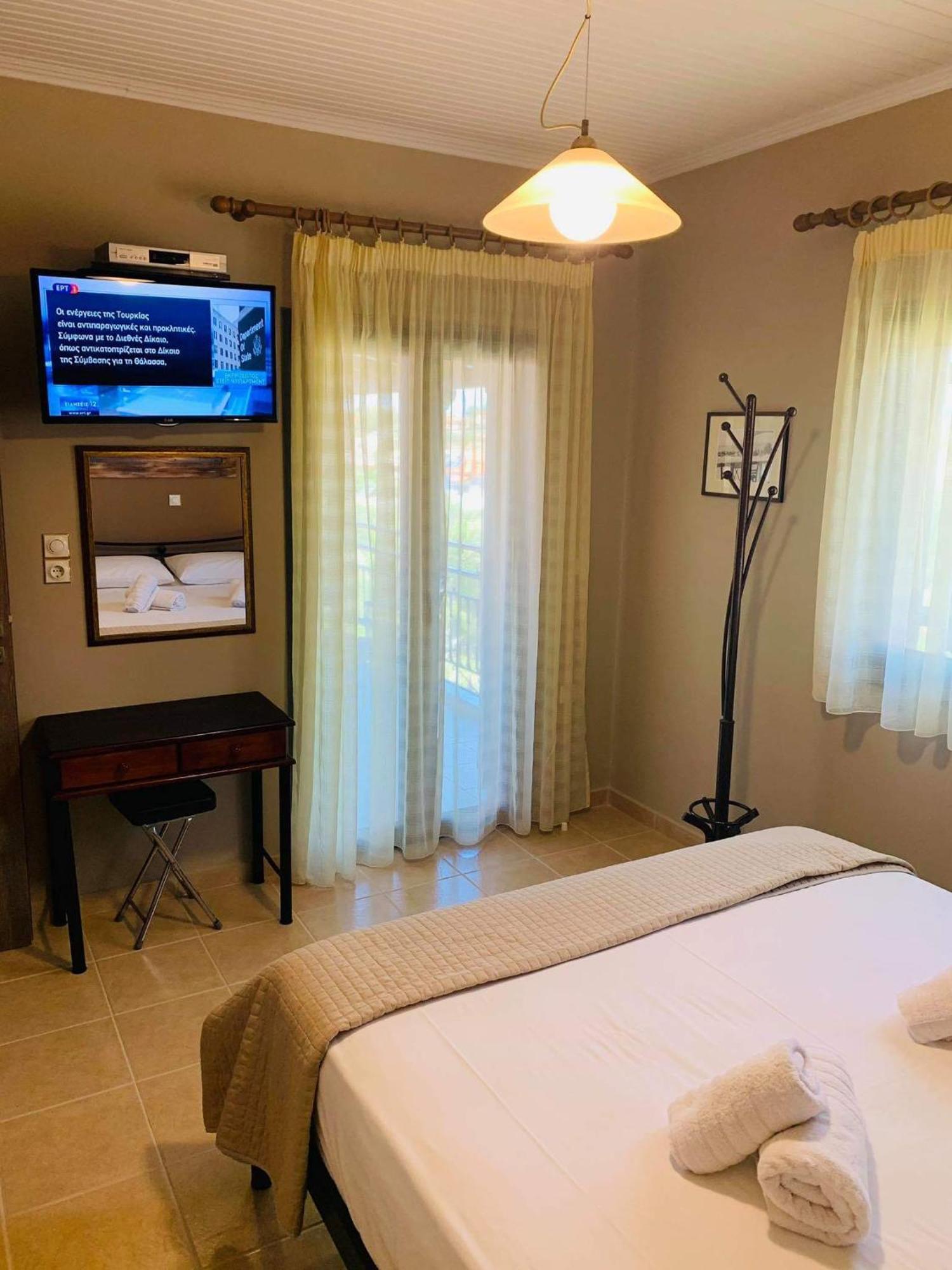 Finikes Apartments Stoúpa Pokój zdjęcie