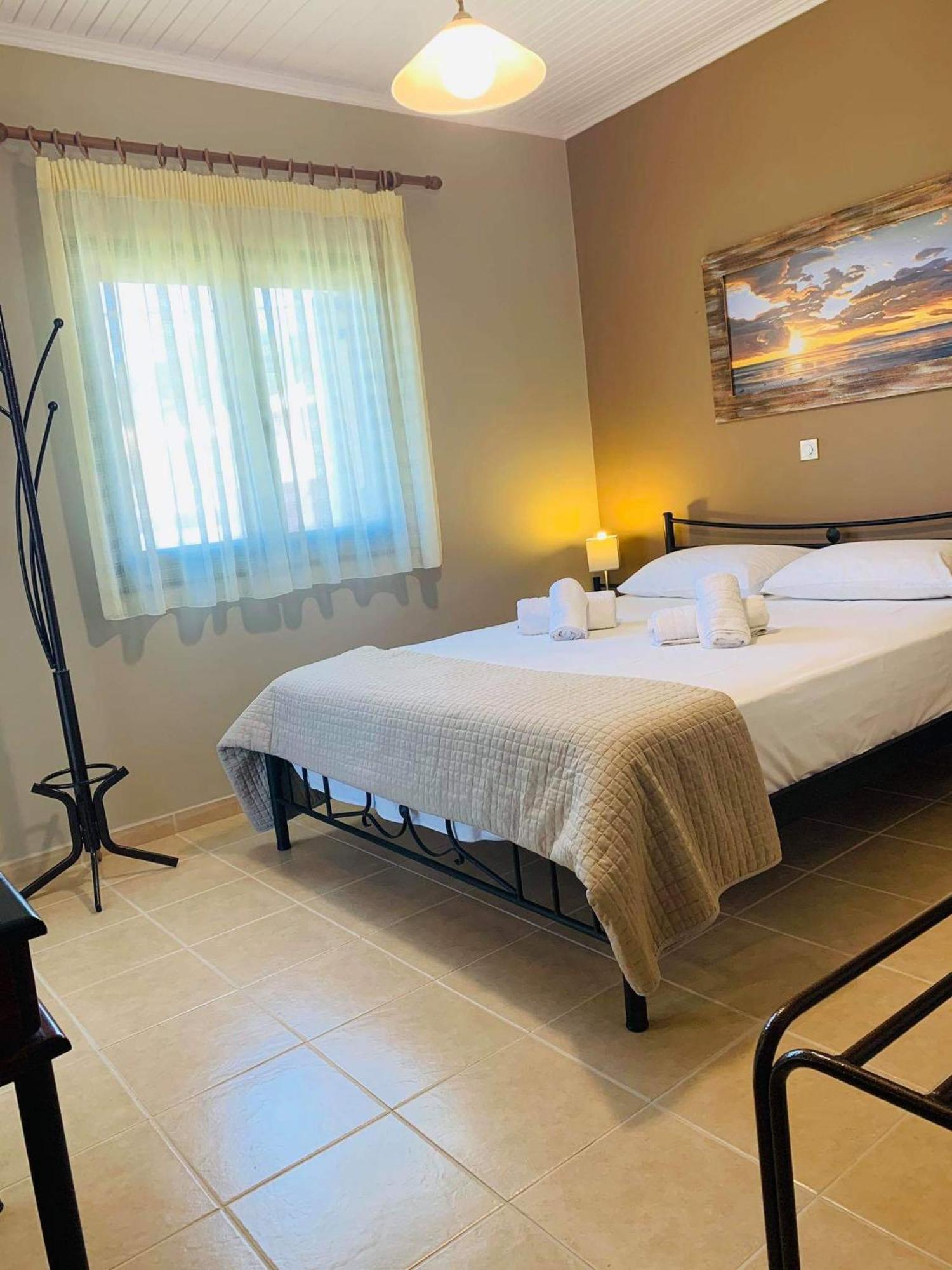 Finikes Apartments Stoúpa Pokój zdjęcie