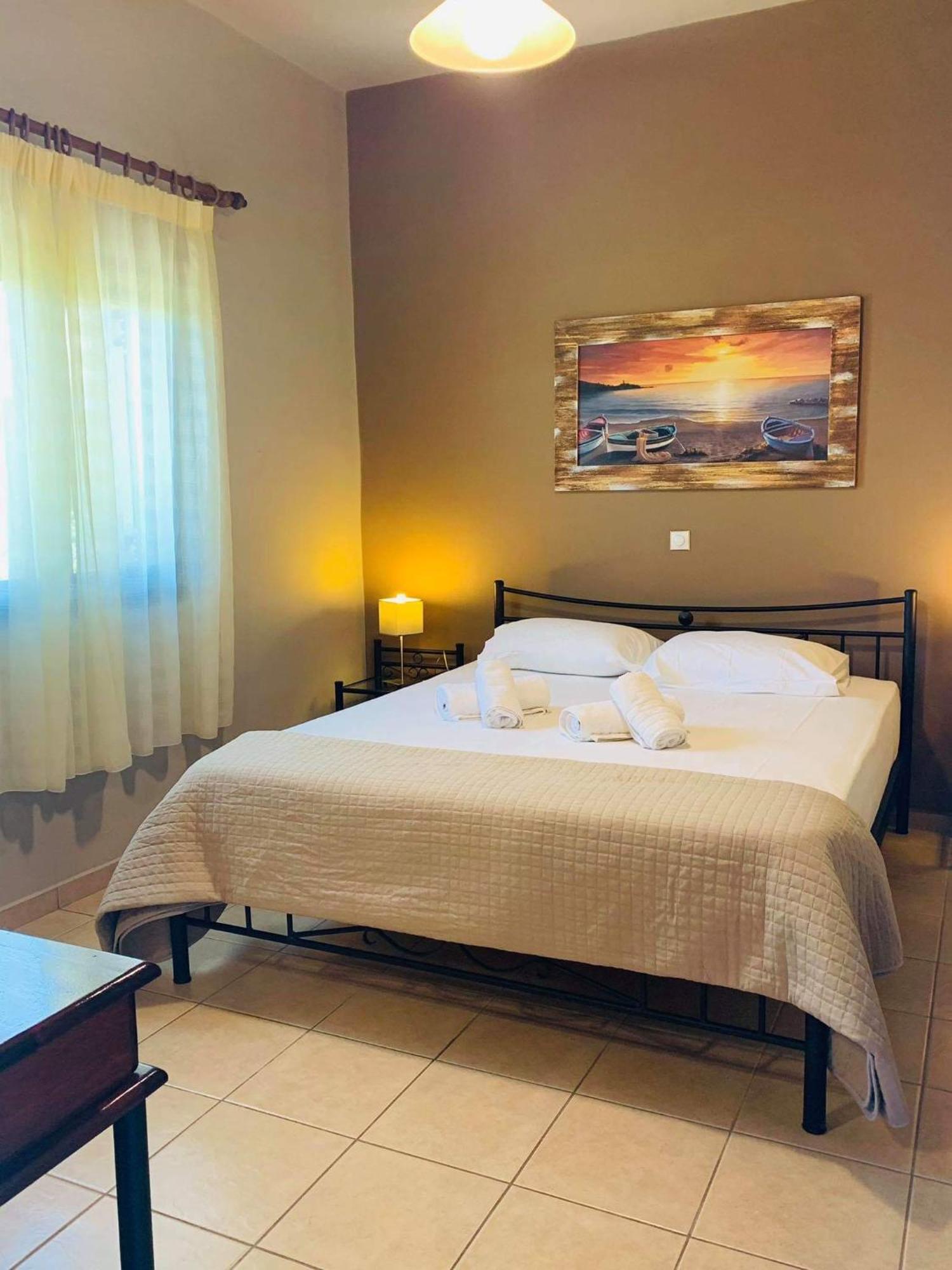 Finikes Apartments Stoúpa Pokój zdjęcie