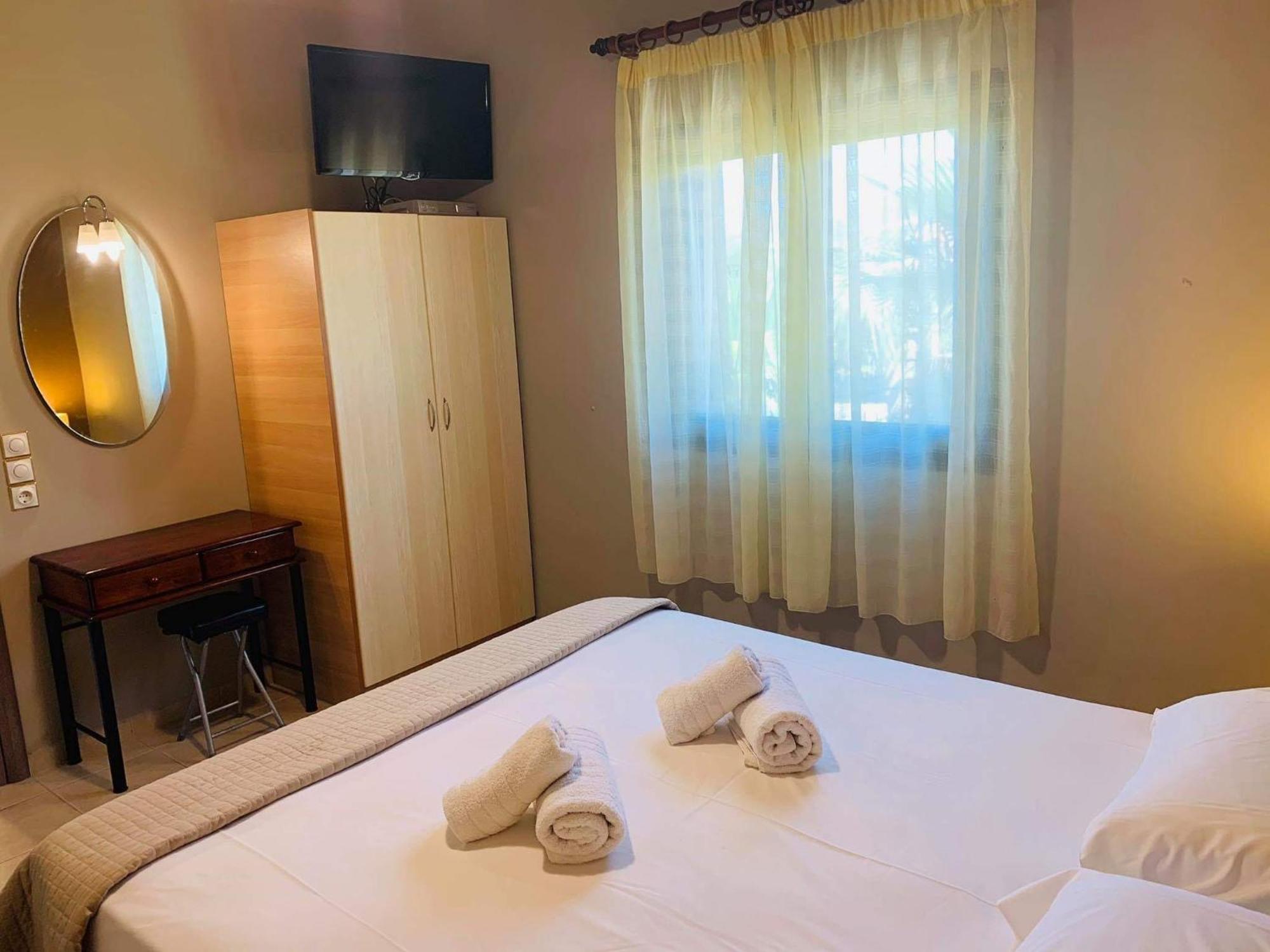 Finikes Apartments Stoúpa Pokój zdjęcie