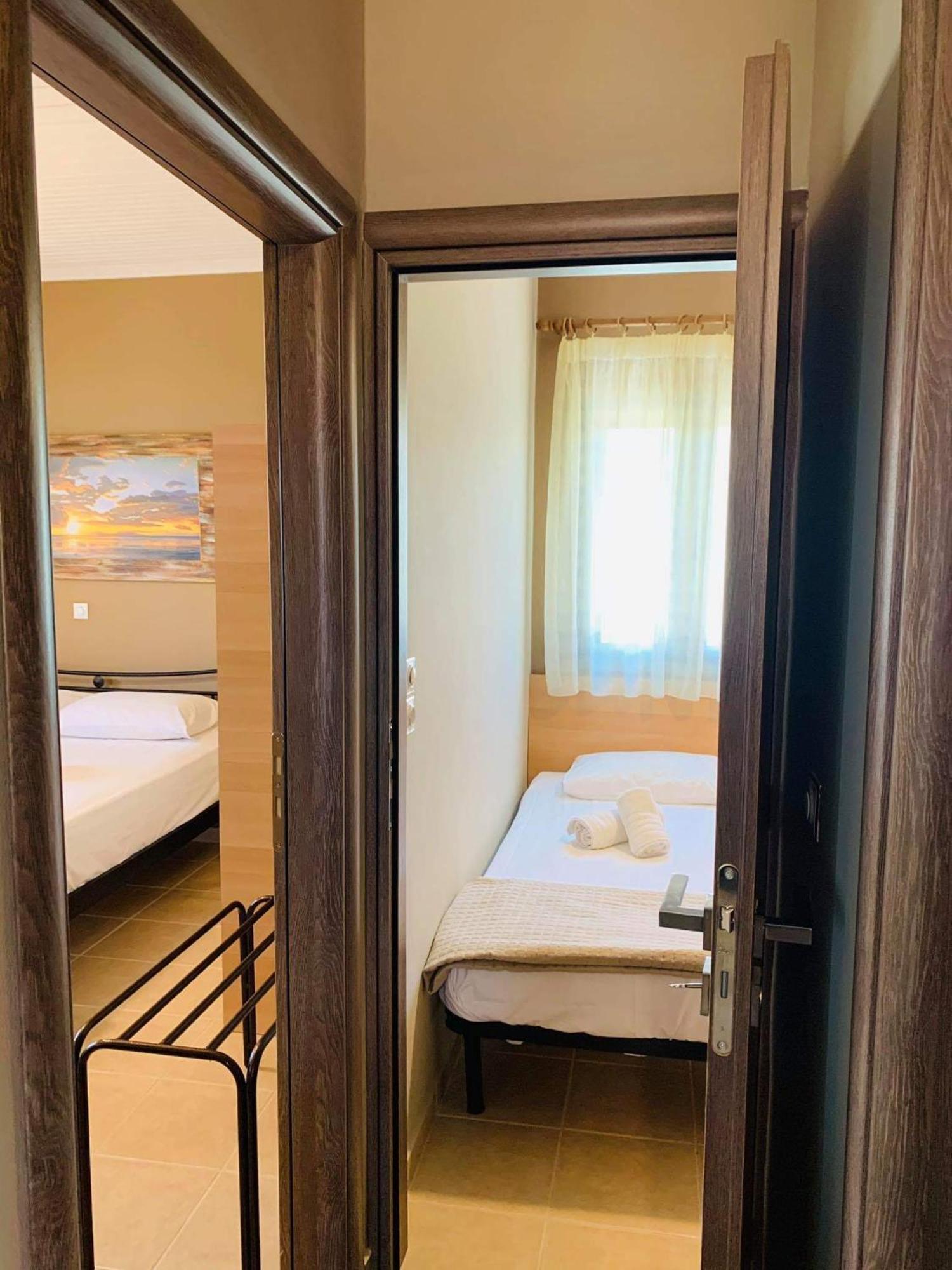 Finikes Apartments Stoúpa Pokój zdjęcie