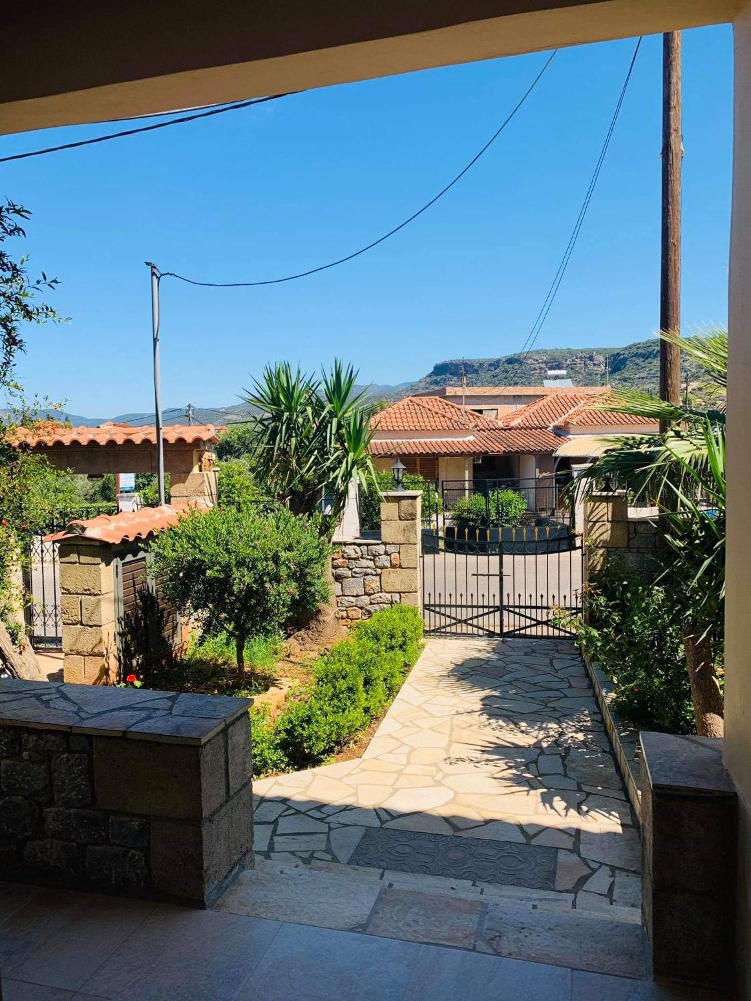 Finikes Apartments Stoúpa Pokój zdjęcie