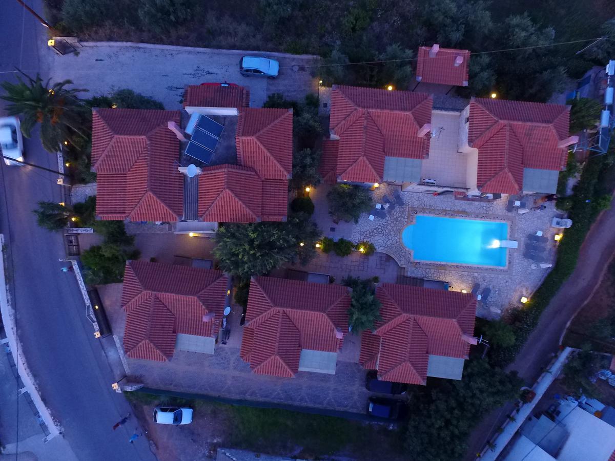 Finikes Apartments Stoúpa Zewnętrze zdjęcie